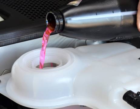 Fluid leaks: Engine coolant